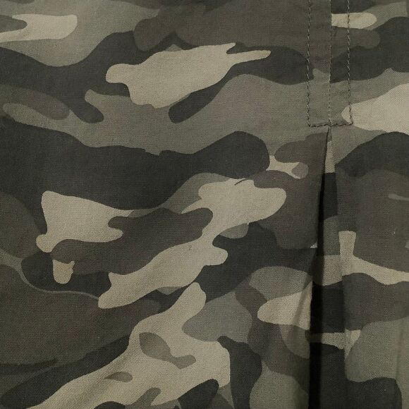 BeachLunchLounge Military Green Gorpcore Camouflage Grunge Button Down Blouse XS - Picture 11 of 12